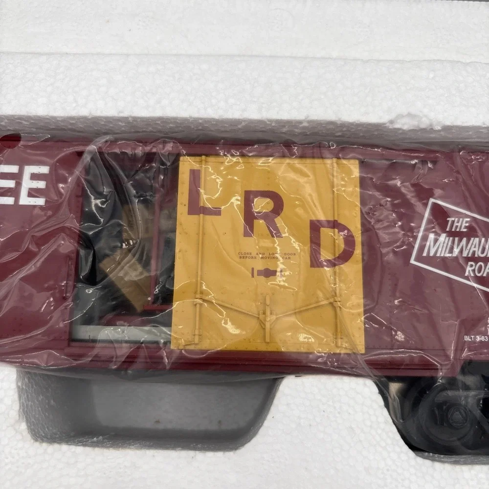 MTH RailKing 20-94060 Milwaukee Road  Operating Reefer Car (#2864) RARE